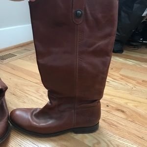 Melissa Pull-on Frye boots size 9.5
